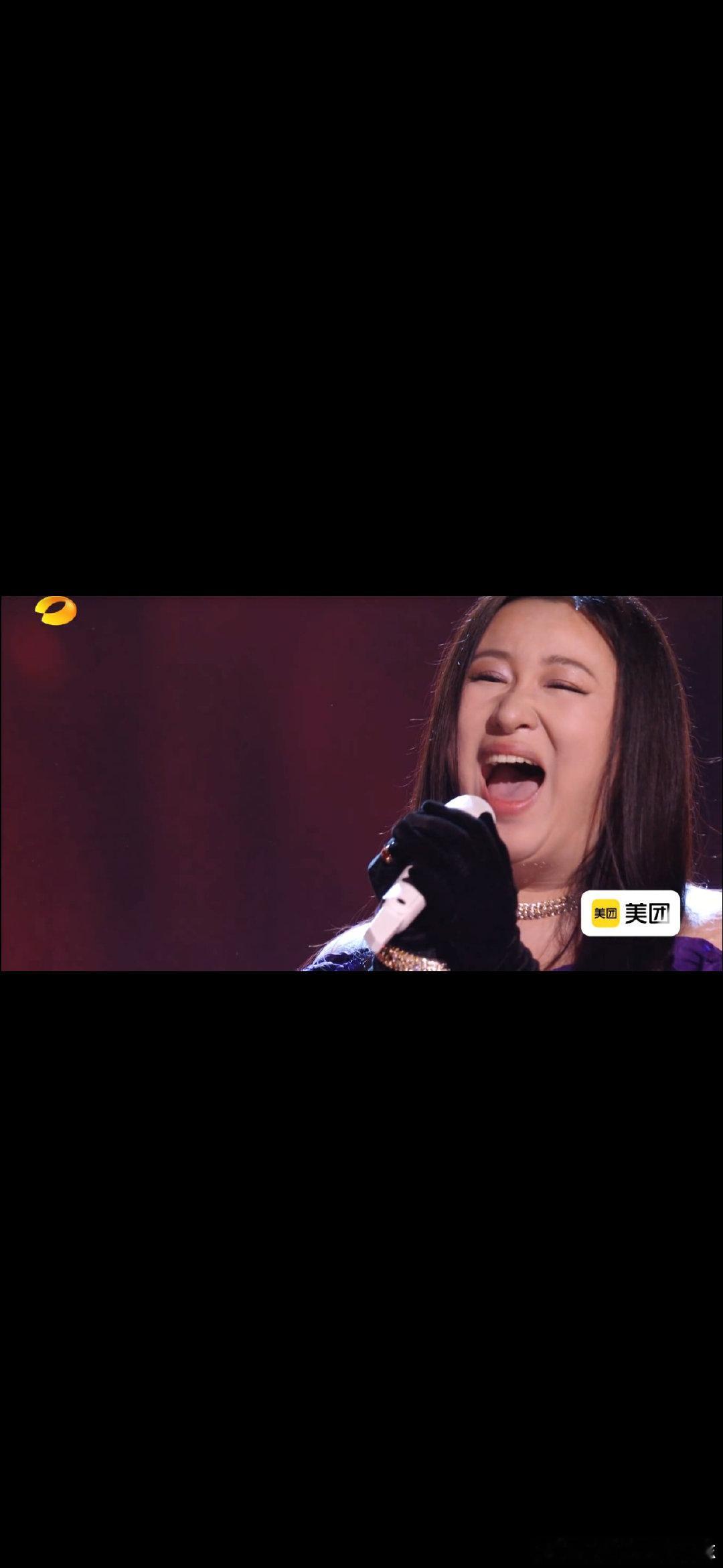 锤娜丽莎歌手舞台表情管理锤娜丽莎唱爽了  《尤长靖锤娜丽莎 意外好听》锤娜丽莎歌