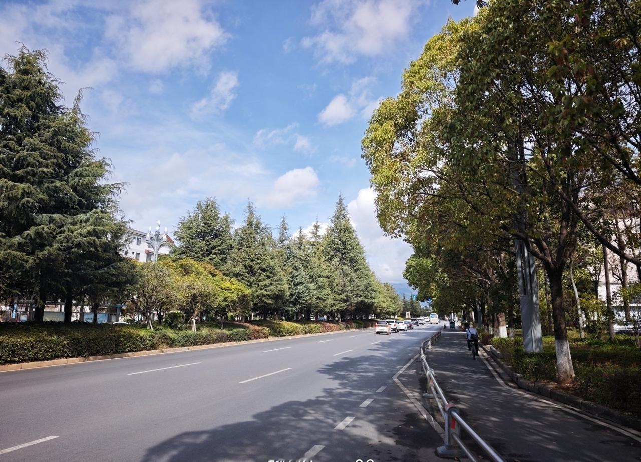 预报小雨，但是算是一个好天气！  ​​​