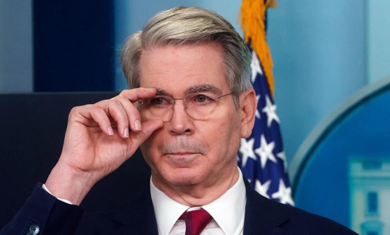 大消息！美国或将于8月出现债务违约——此前曾坚称不可能违约的贝森特改口

据彭博