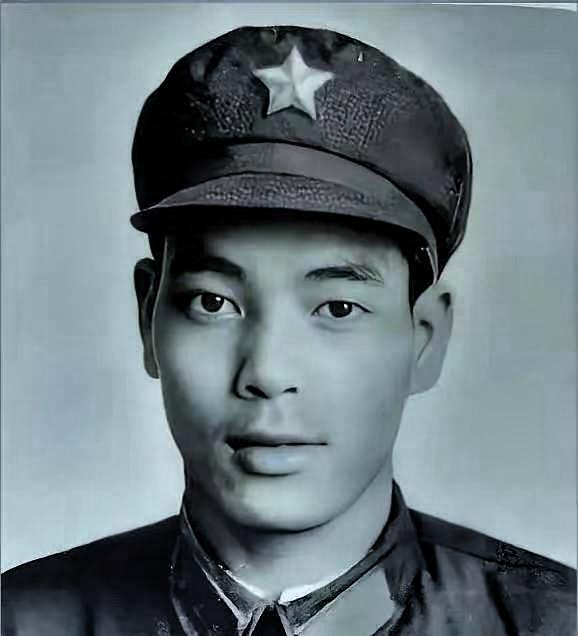 1979年，一个步兵班副班长缴获4门高射炮，团长以为他要上交，他却调转炮口，用2
