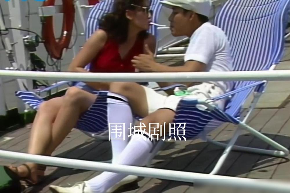 别总盯着这几天的留学圈烂瓜了，钱老几十年前在《围城》里就把这帮人的遮羞布扒了个精