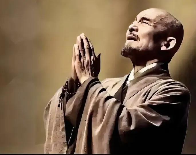 上联：？？？
下联：释怀过往撑大局；