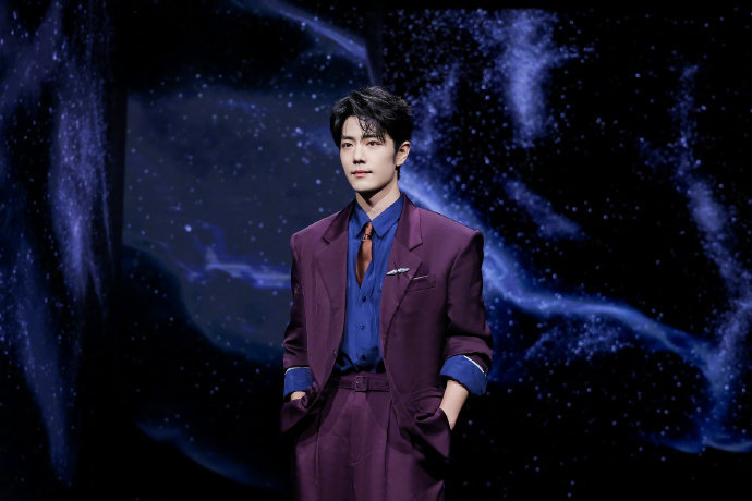 微博之夜 二刷 今晚20:33北京卫视见！从开场红毯到压轴奖项，从燃炸舞台到暖心