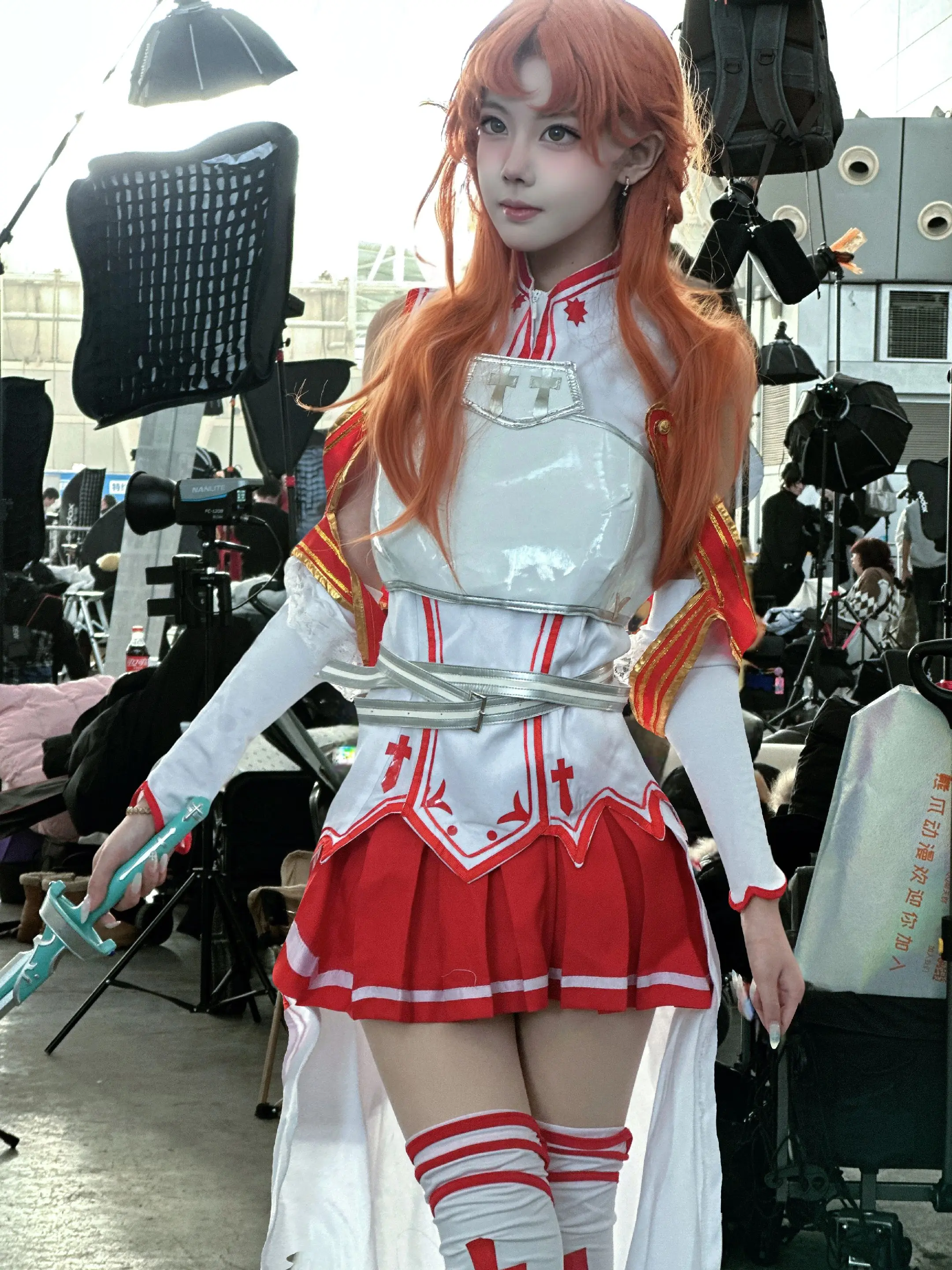 严肃脸(ー`´ー)