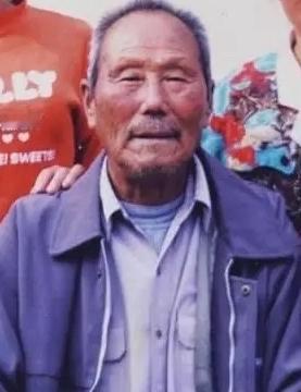 1950年，上级让董明德去抓俘虏，要求不能打草惊蛇，谁知他不按套路出牌，竟在敌人