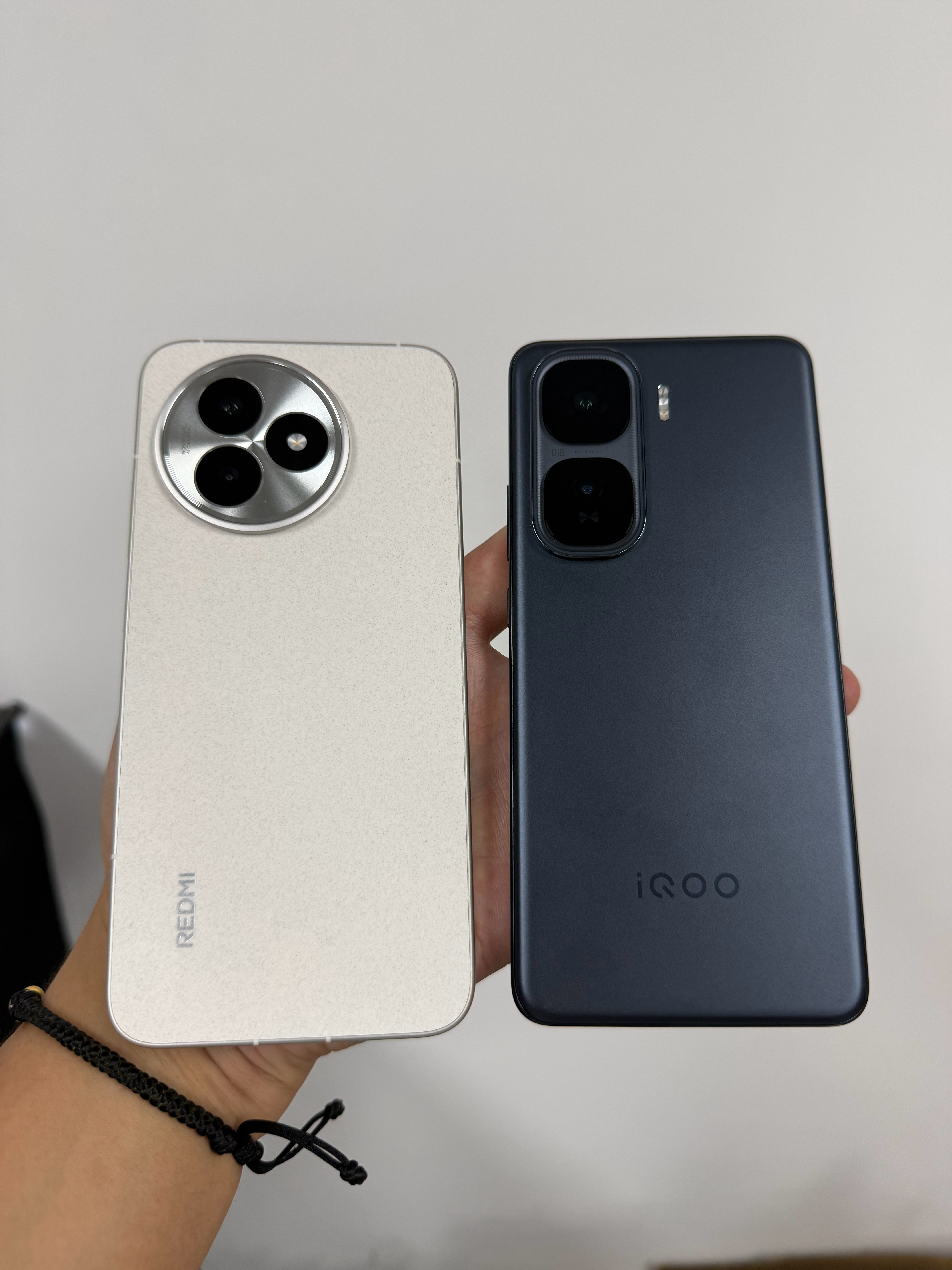 同样是当下千元机扛把子红米K80至尊对比iQOO Neo10Pro+谁更值得推荐