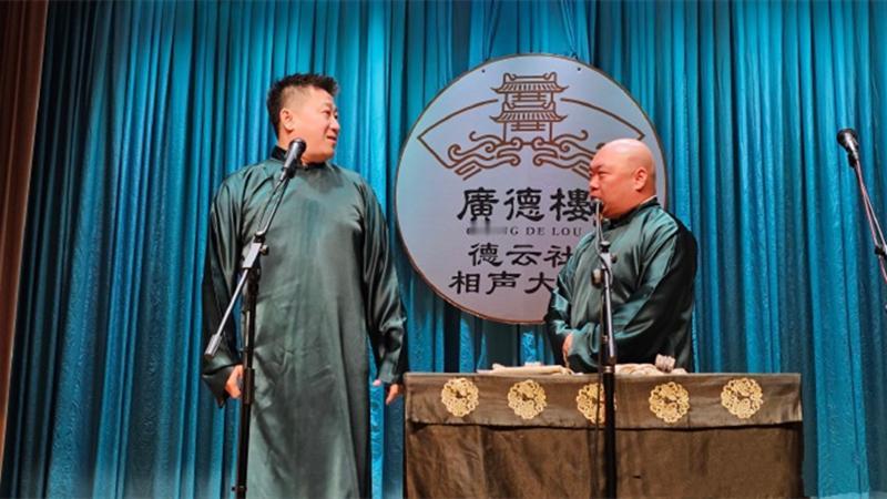 有着德云社顶流、劳模之称的张鹤伦、郎鹤炎回归小剧场，空降广德楼演出。当红演员回归