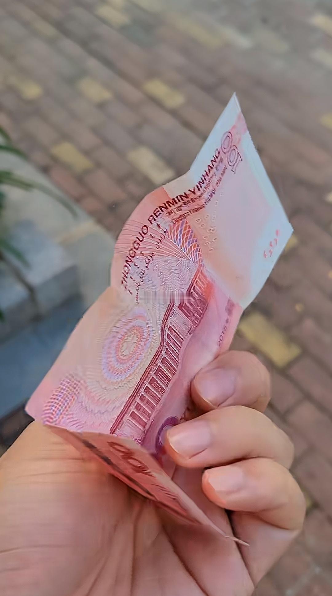 今天去面试还给发路费有被暖到了，这么善解人意的公司必须做大做强！ 