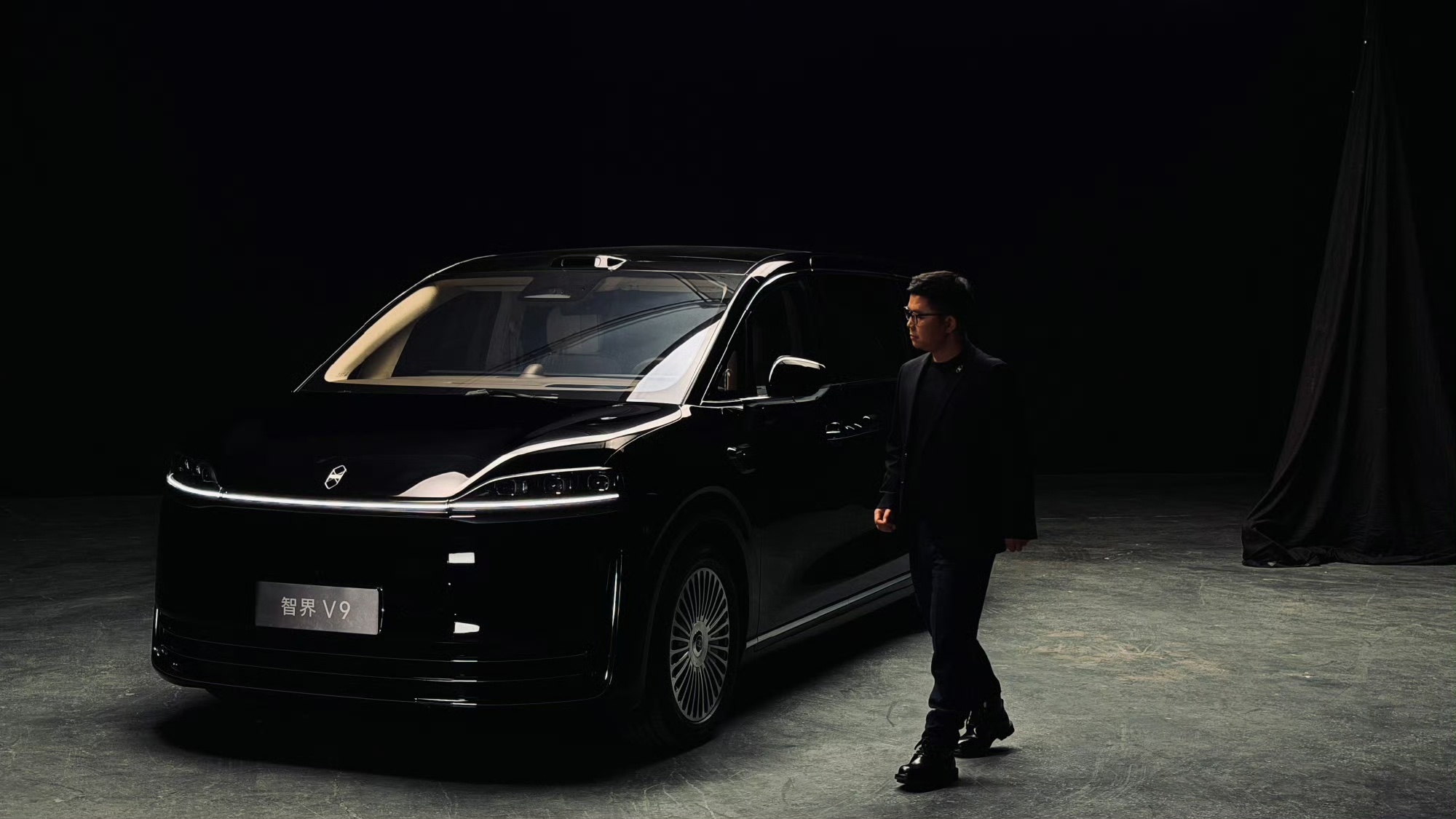 新能源时代，我们究竟需要一台怎样的MPV？需要兼顾实用性和体验感的好车，也需要可