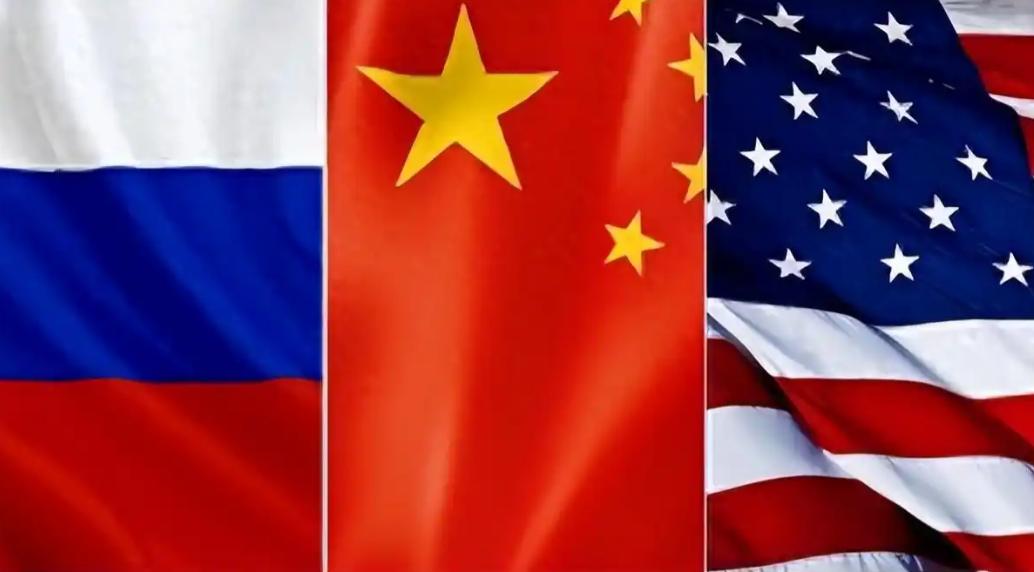 新加坡联合早报今日评论道：“目前看来，所谓美、中、俄三分天下的终极愿景，只是媒体