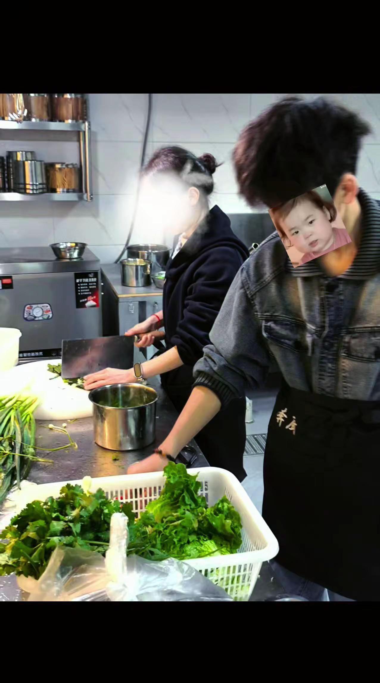 10年 混的还不错16年来挣了三个亿 一个回忆 一个失忆 还有一个不容易