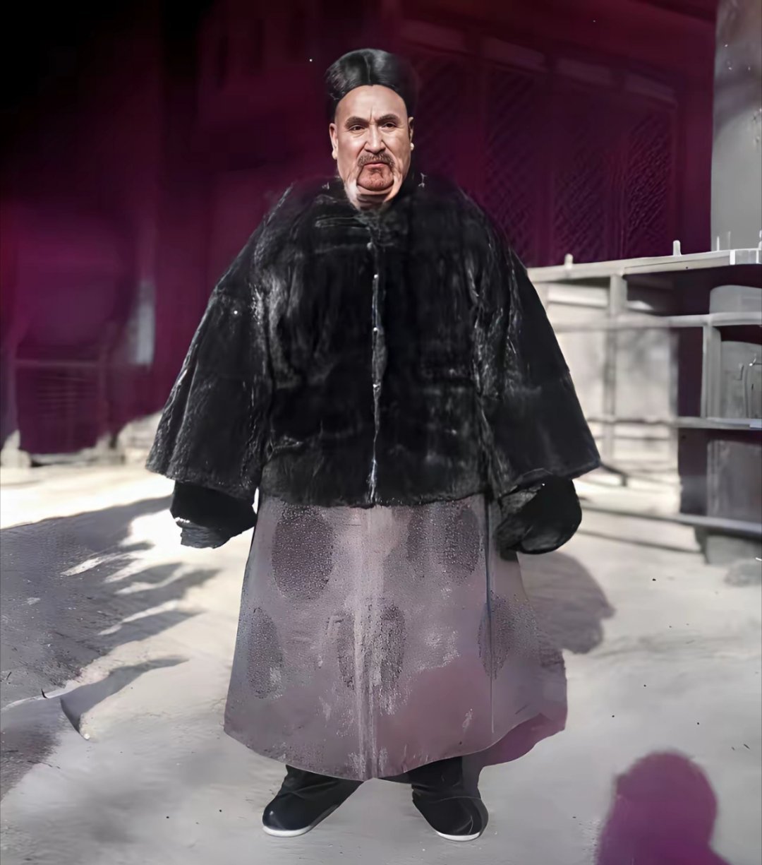 甘肃提督马安良的照片，他父亲马占鳌曾率部起义，多次打败平叛的清军，后来受到左宗棠