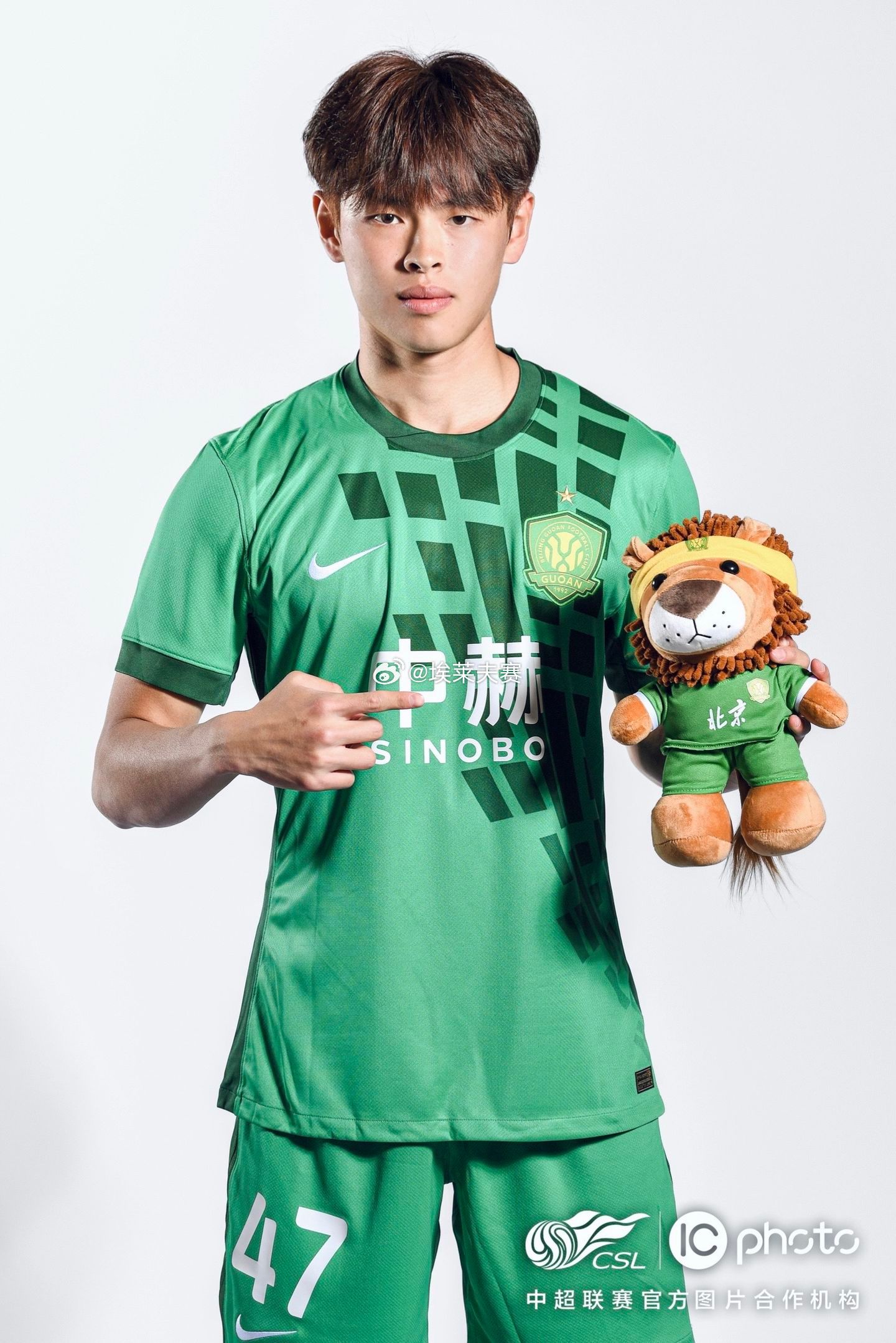 北京国安上海海港vs北京国安 国安新援邓捷夫更新社交媒体：“躺冠🏆” 