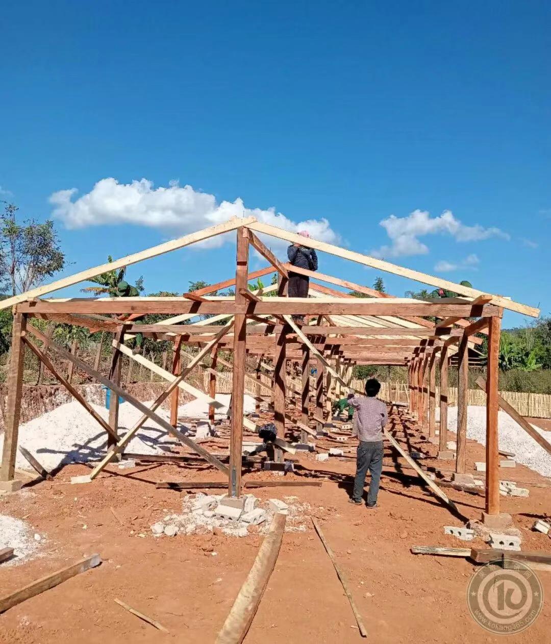 果敢同盟军的商业头脑不错！

在木邦县邦宏乡建设一条商业街，之后设立集镇的目标，