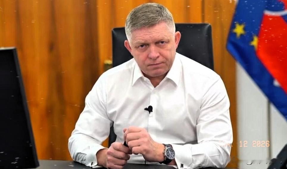 斯洛伐克首次公开呼吁必须解除卡拉斯的职务！斯洛伐克总理菲佐1月11日表示:我们必