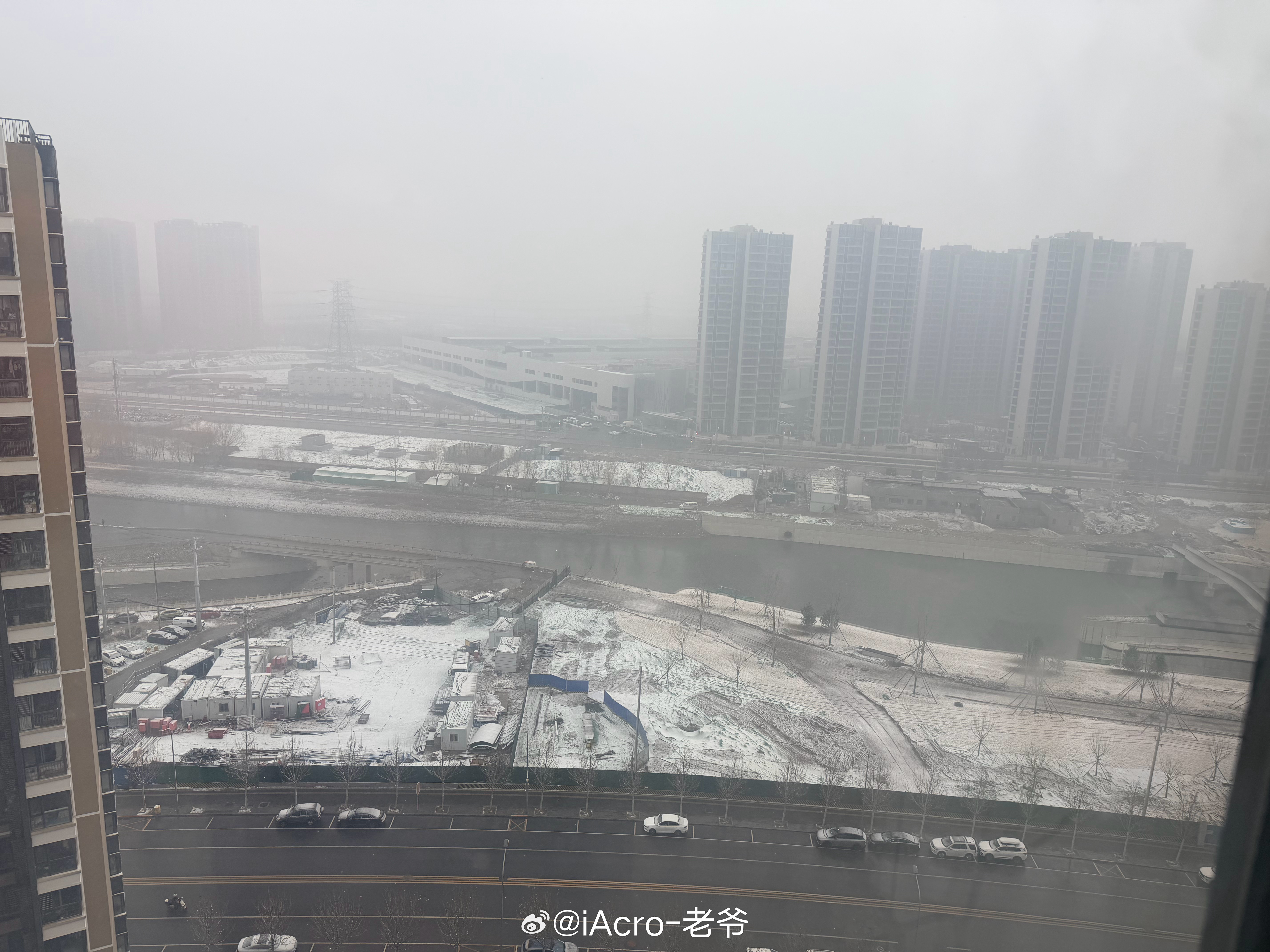 今天北京这雪下的可有点太大了 