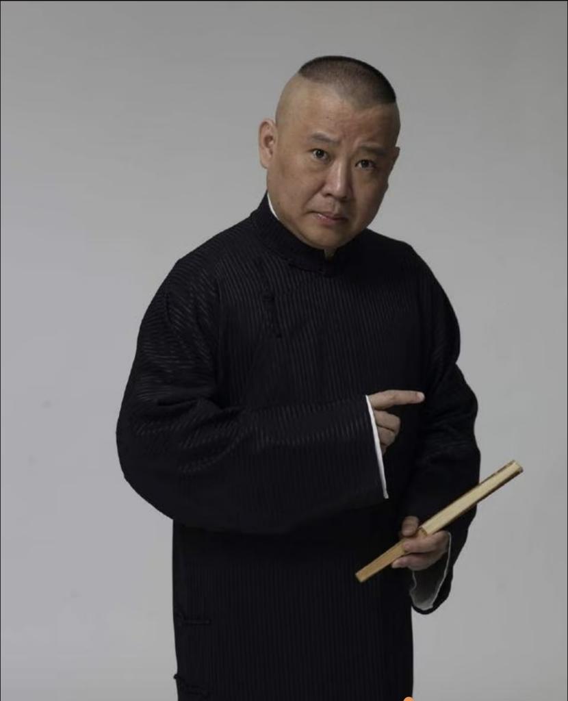 不得不说，姜还是老的辣，郭德纲才是真正的“硬茬”。

圈内摸爬滚打三十年，郭德纲