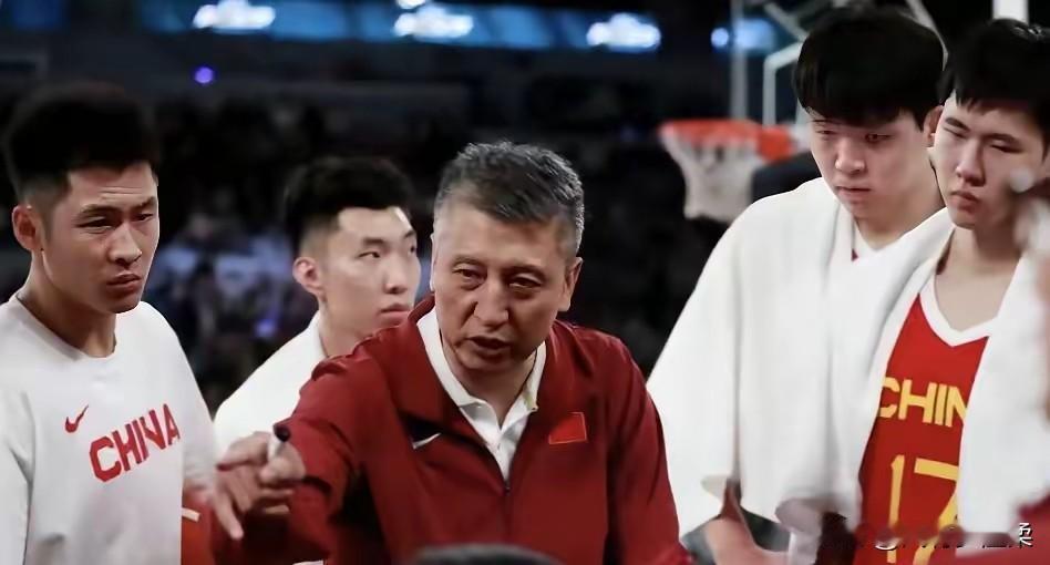 截至2026年2月7日，中国男篮正处于2月5-23日北京集训阶段，备战2027世