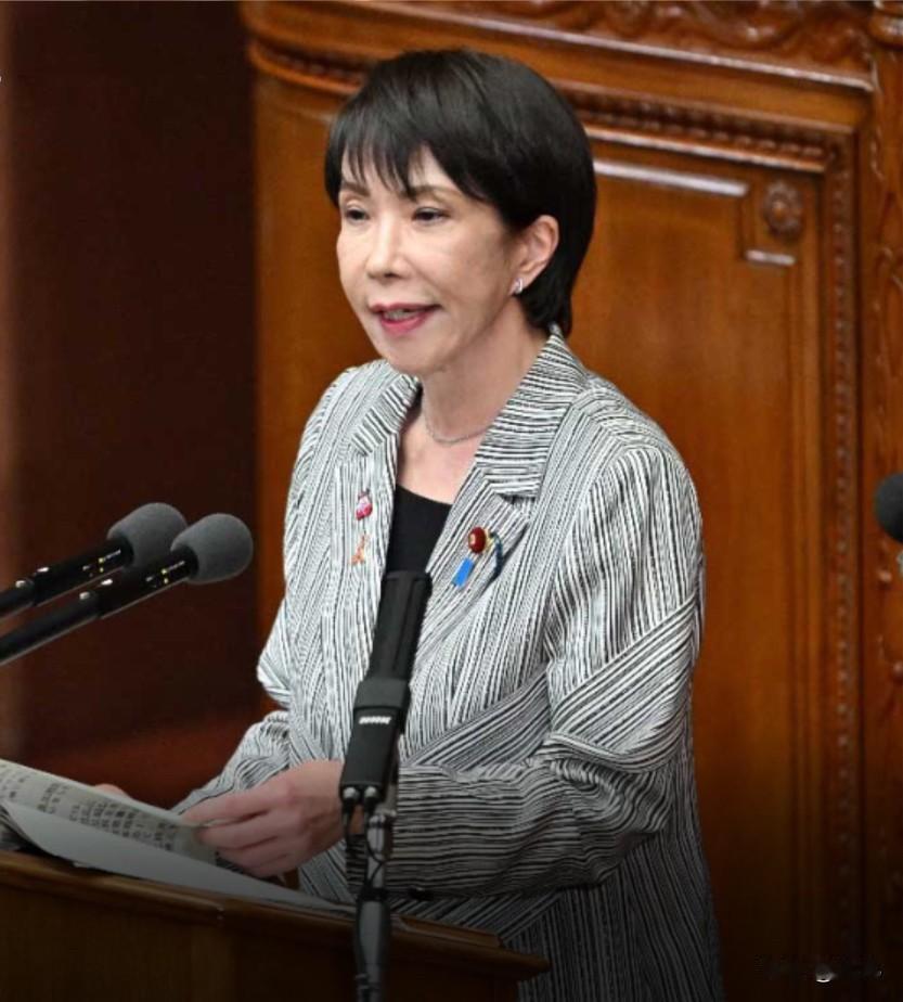 突发消息！高市早苗强调立场不变。11月21日，日本首相高市早苗再次现身日本国会进