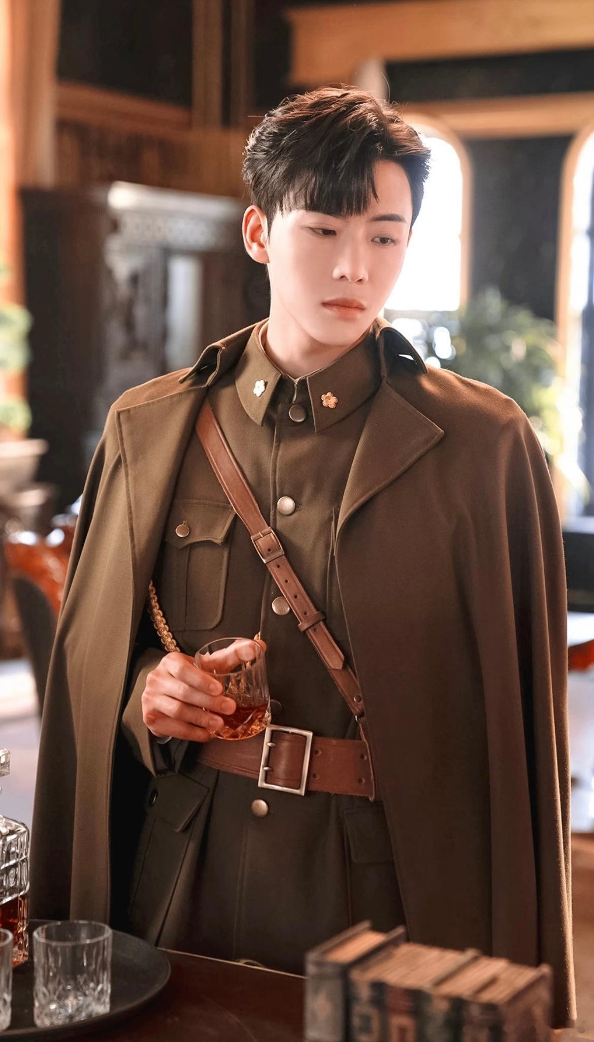 网剧一树梨花一轻舟开播网剧一树梨花一轻舟 《一树梨花一轻舟》简直是短剧里的一股清