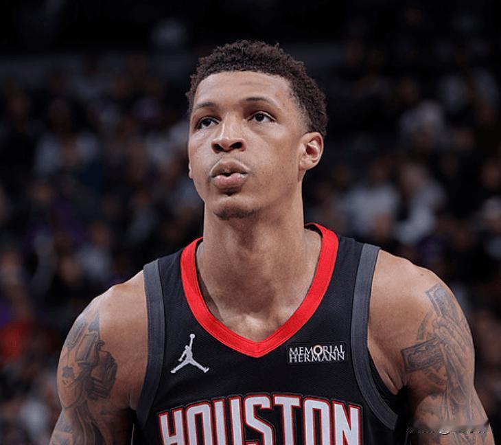 自责！史密斯谈自己的糟糕表现：

“我没打好。”

“我的问题很大。”

“我对