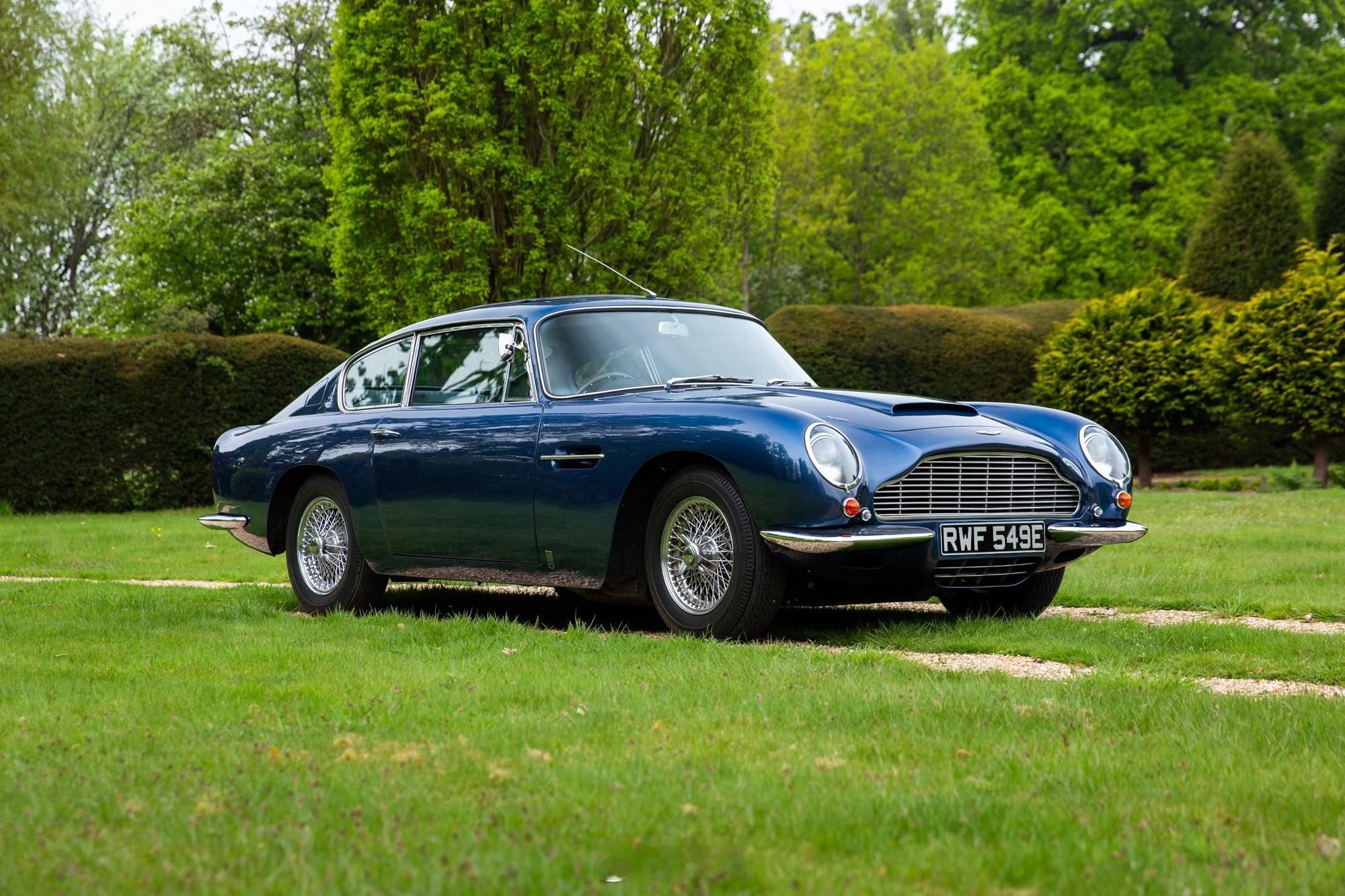 早啊[太阳]Aston Martin DB6早安 座驾car 汽场全开 ​ ​​