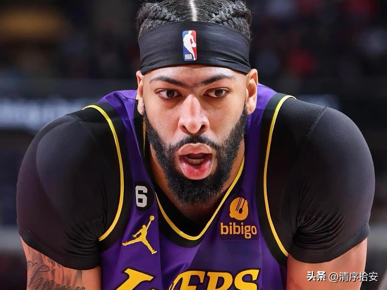 浓眉戴维斯今日出现在湖人与奇才比赛的场边，再回顾东契奇与戴维斯的这边交易，湖人成