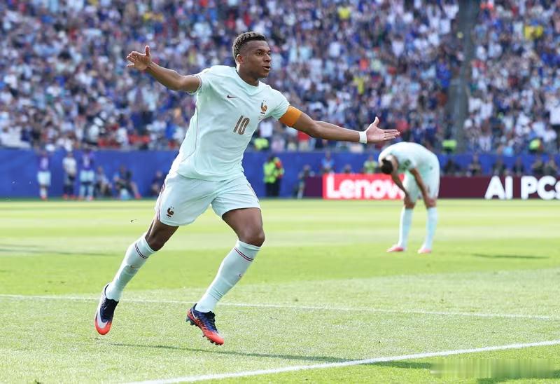 世界杯姆巴佩进球法国vs摩洛哥⚽️【姆巴佩进球了！上半场丢点球，下半场自己打脸黑