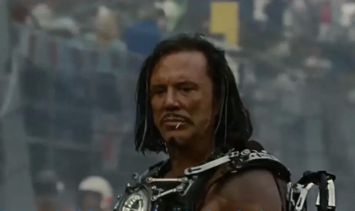 73岁《钢铁侠2》反派巨星欠租5.9万美元，拒募捐放话“宁朝自己屁股开枪”🔥