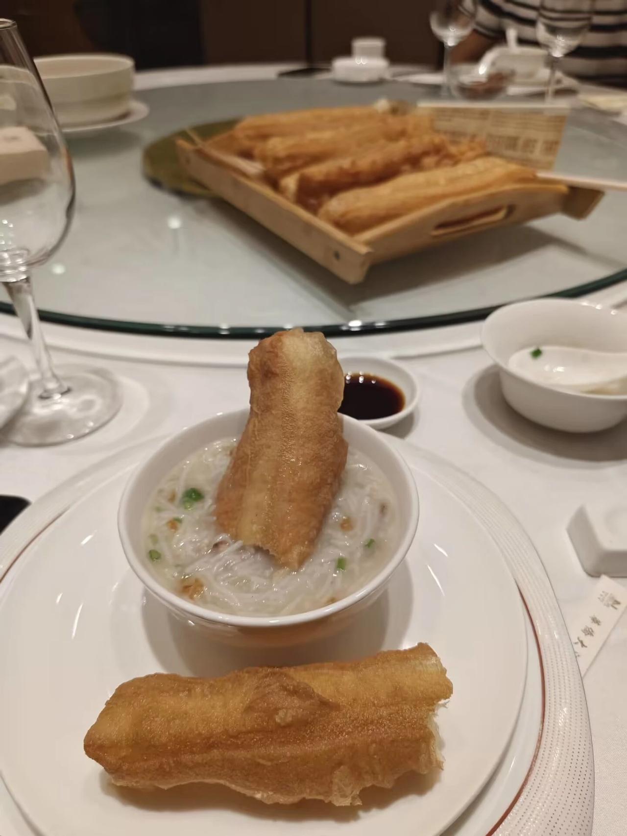 谁能猜到下图这些是哪里的特色美食和小吃吗？

每次出差去一个地方，工厂老板带我去