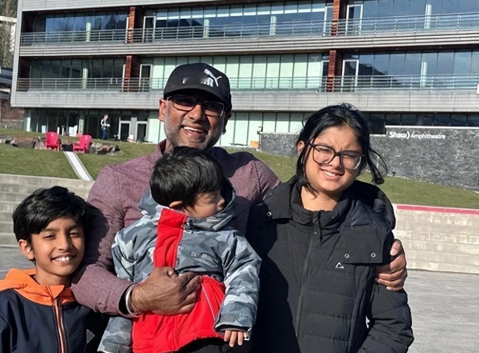 【阿尔伯塔省医疗危机：急诊候诊悲剧背后的深层难题】44岁普拉尚特·斯里库马尔12