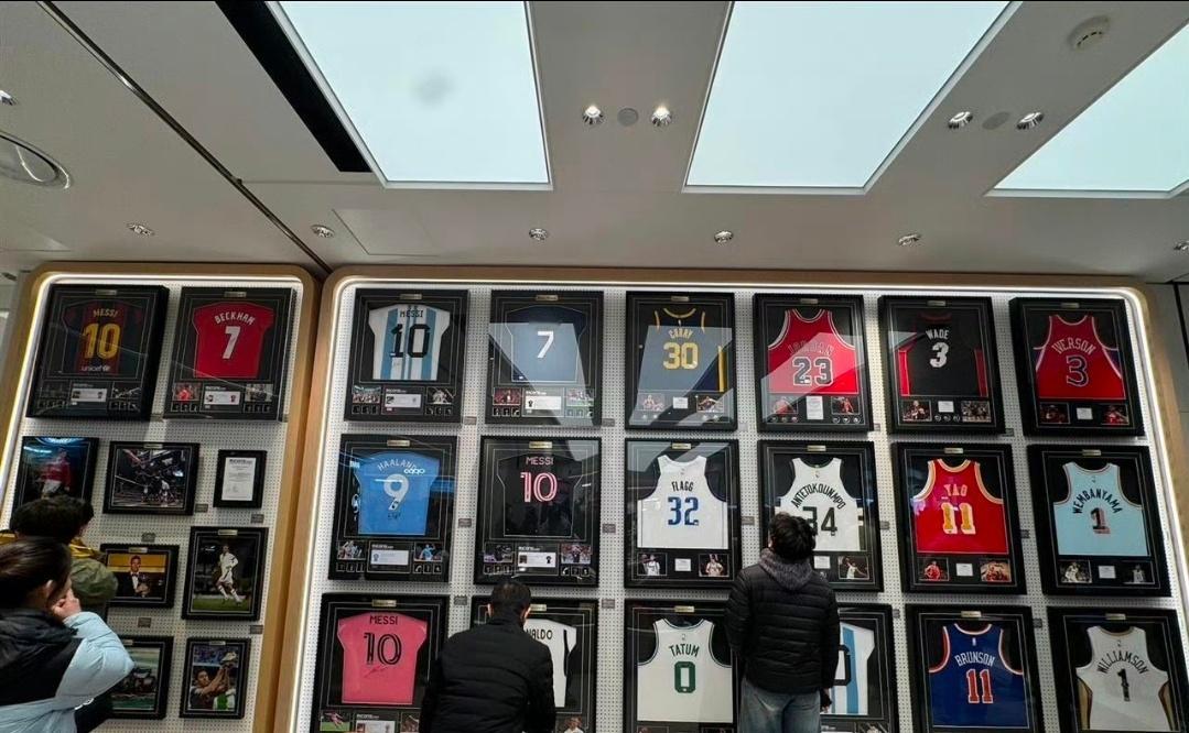 这方面确实很少官方渠道，胖东来这模式很新 