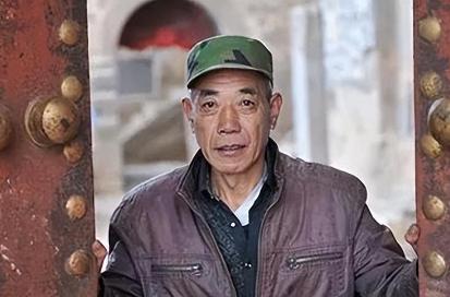 “我没守住啊！”1996年，山西一个在寺庙里住了28年的男子，破例留宿了俩女香客
