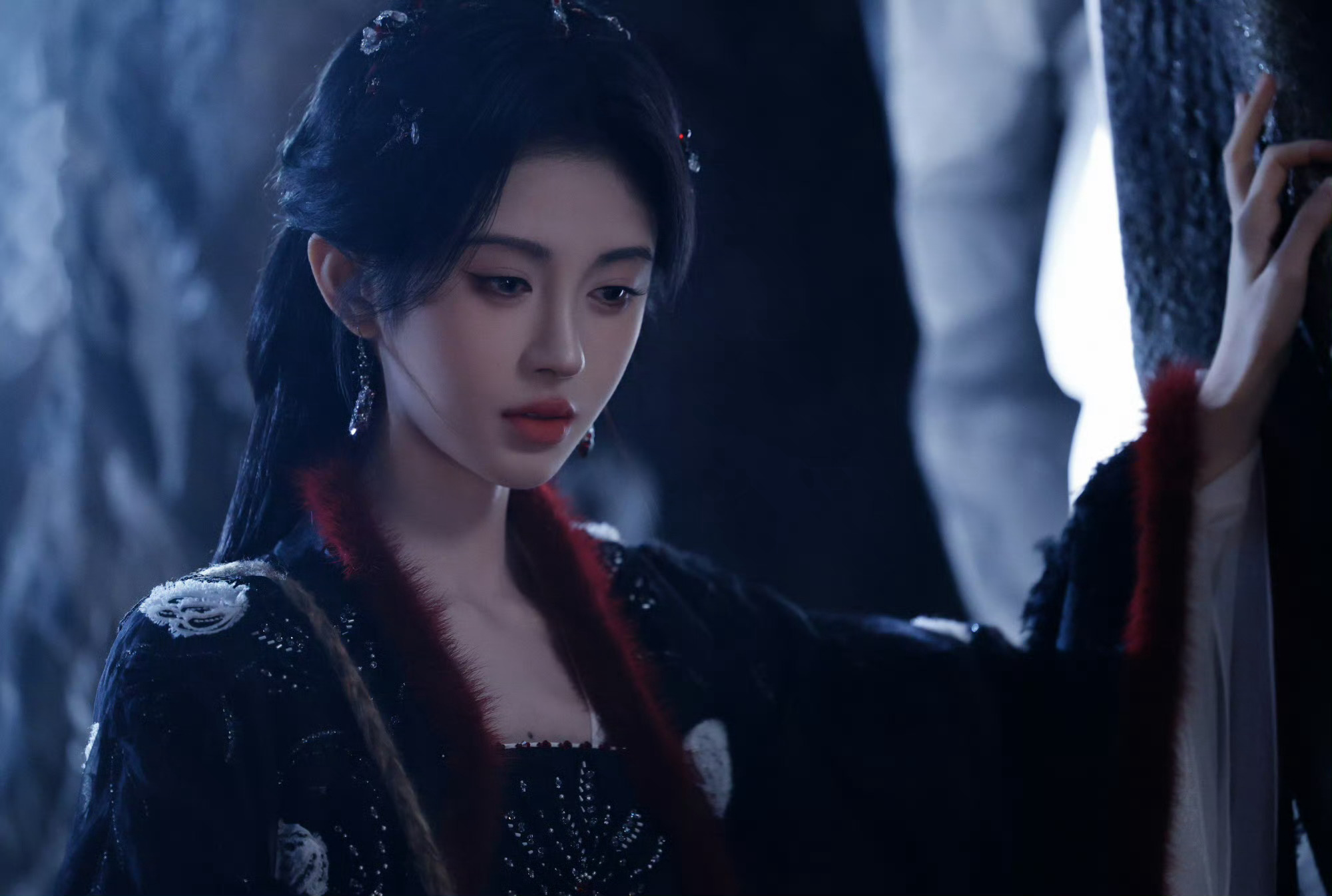 jjy鞠婧祎来战 jjy鞠婧祎阿黛 我想送你一份你肯定喜欢的礼物，可是快递员不让