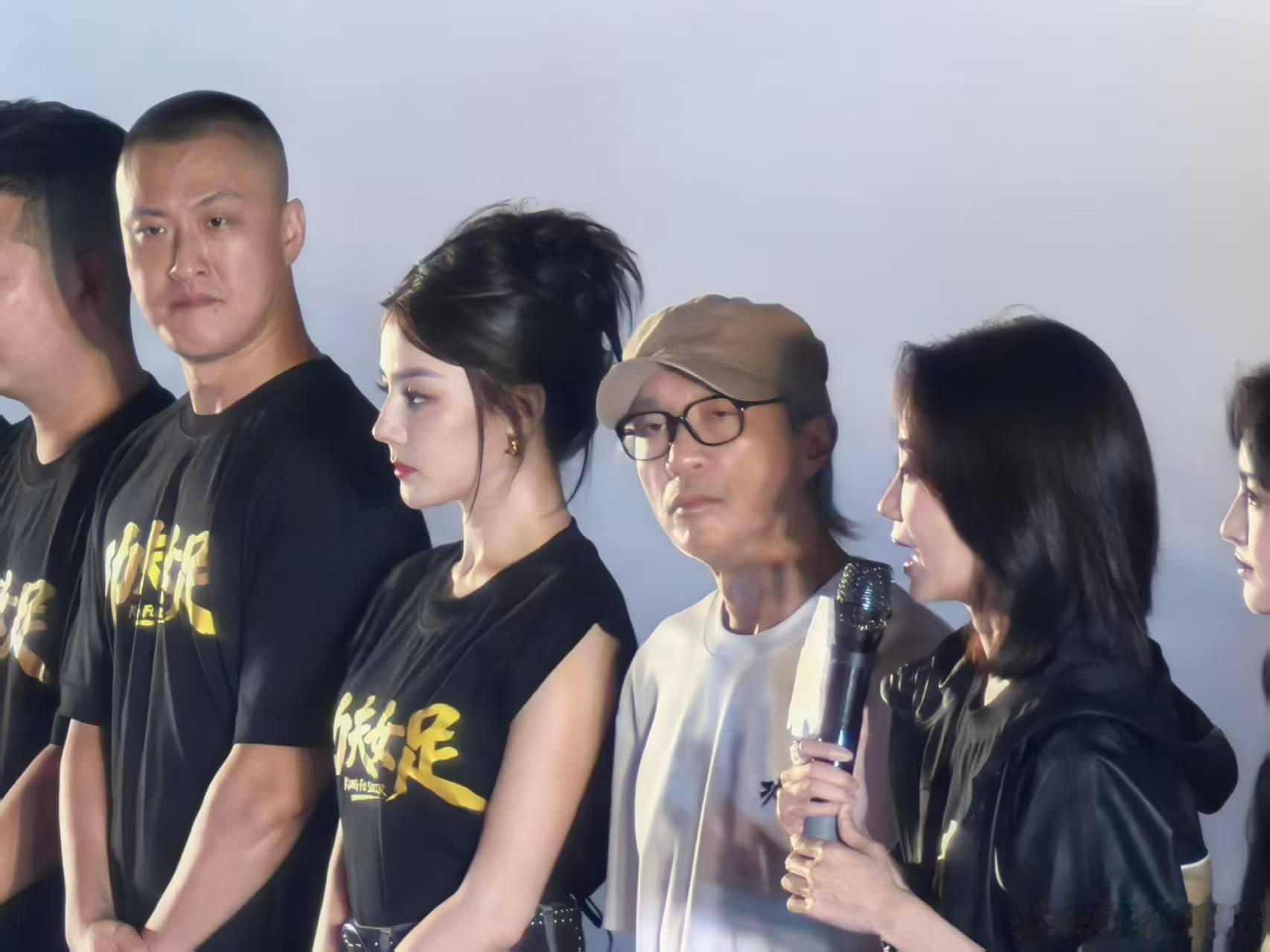 功夫女足路演天津路演星爷现身！观众齐声喊我们永远站在你身后！张小斐分享角色共情角
