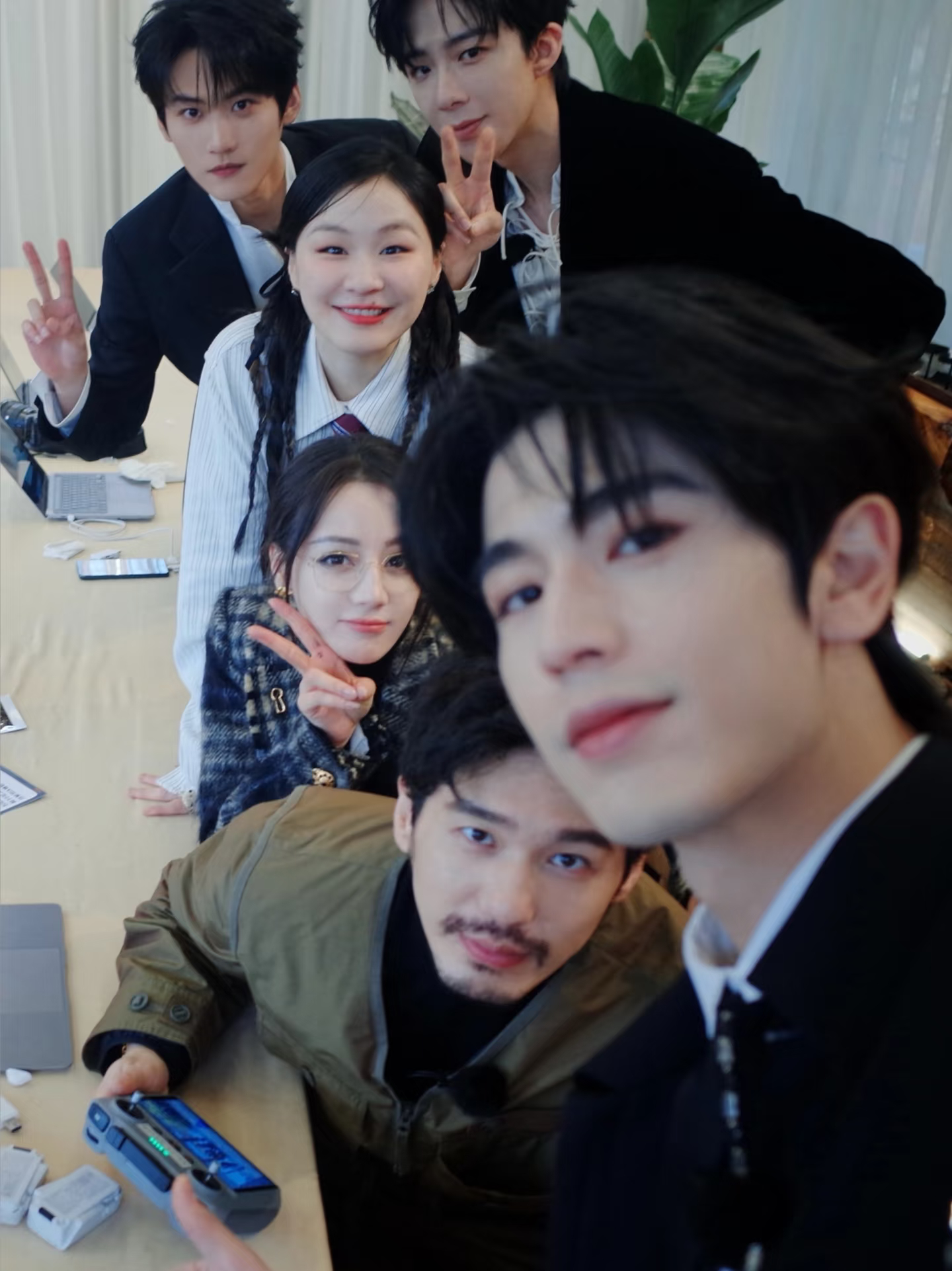 我的赫丽摸金宇张凌赫知道热巴白宇退出开推的反应