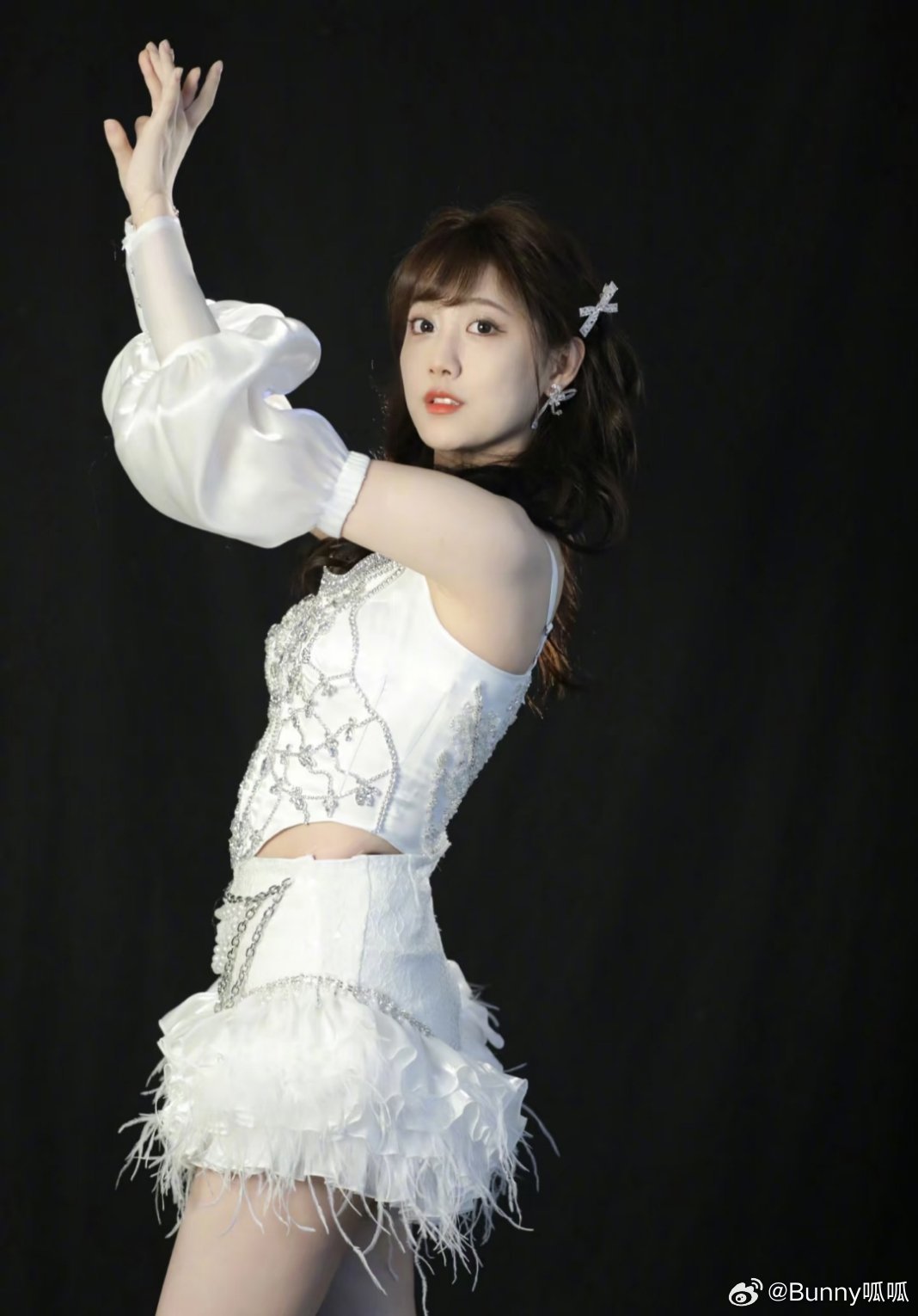 李艺彤第一 贝壳硬碰硬环节超惊喜！李艺彤卡贝车轮战碾压对手拿第一，领奖发言复刻丝