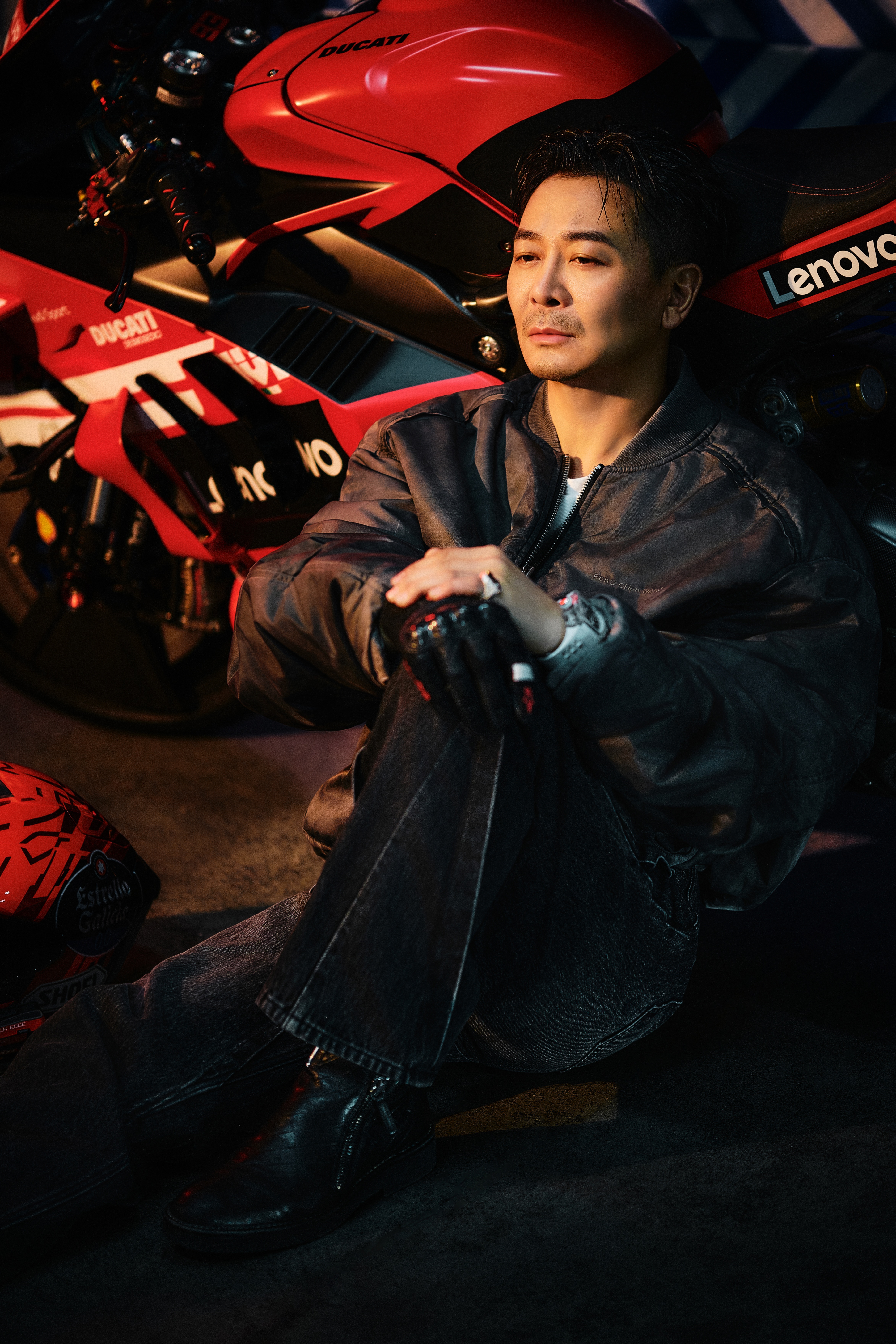 吴樾机车风给到夯吴樾这还是我认识的 70 后吗吴樾机车风鲨我！一改往日荧幕形象骑