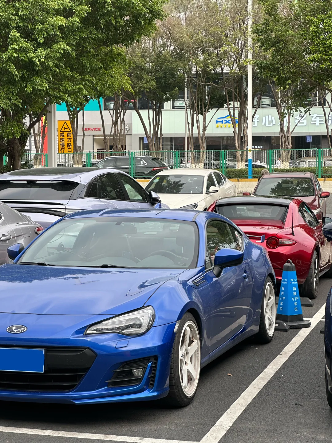 BRZ和MX5，平民跑车极限2选1