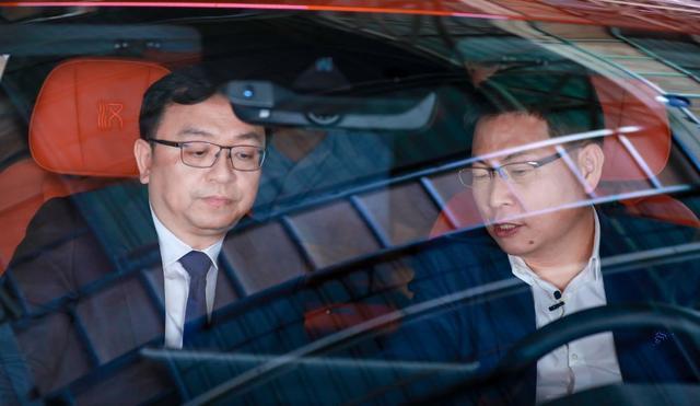 王传福称，余承东曾多次带队到访比亚迪，双方围绕新能源技术、产业链布局、智能驾驶发