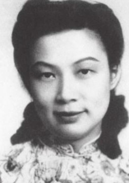 1932 年，47 岁北大校长蒋梦麟提出离婚。发妻孙玉书不哭不闹，平静地对他说：