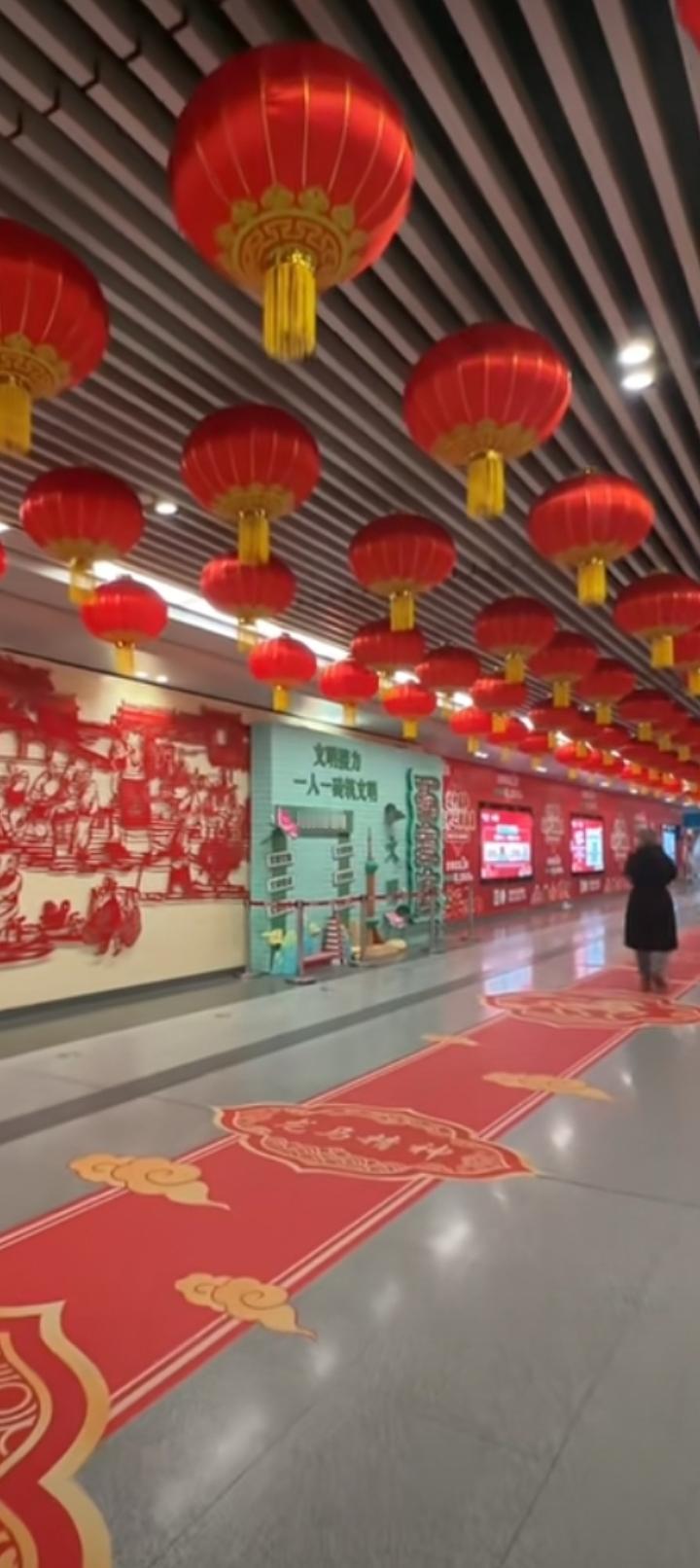 天南地北大拜年石家庄地铁的年味