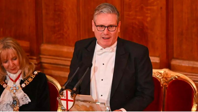 英国首相警告中国