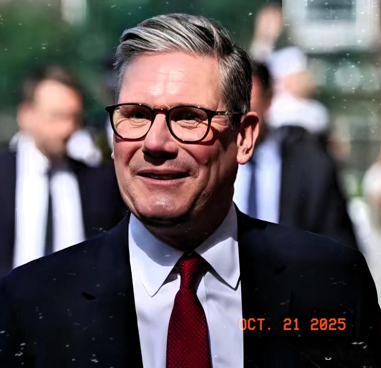 英国，就是想和俄罗斯掰一掰手腕！英国国防大臣约翰.希利说的话非常犀利，他在20号