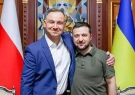 假如波兰下场乌克兰，俄军能扛住乌波联军吗？就这么说吧，波兰要是下场乌克兰，相当于