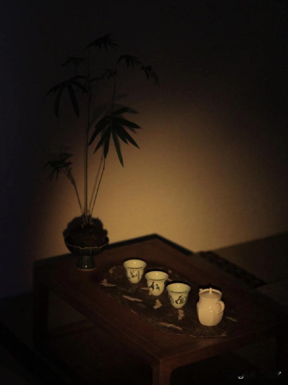 那个曾经很亲密的人，
渐渐对你冷漠了，
这不是变心，这是…

您有没有过这样的经