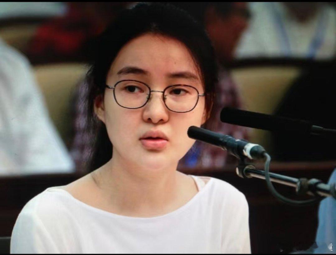 郭美美被封号来来回回换号，但是炫富人设依旧保持，这次应该是永封了吧。 ​​​