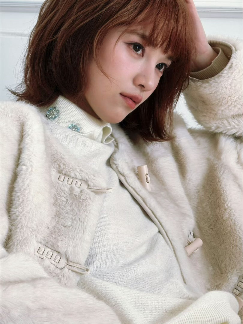 黄灿灿事业上的贵人都是女生 黄灿灿的这段分享道出女性间的温柔，黄灿灿一路前行收获