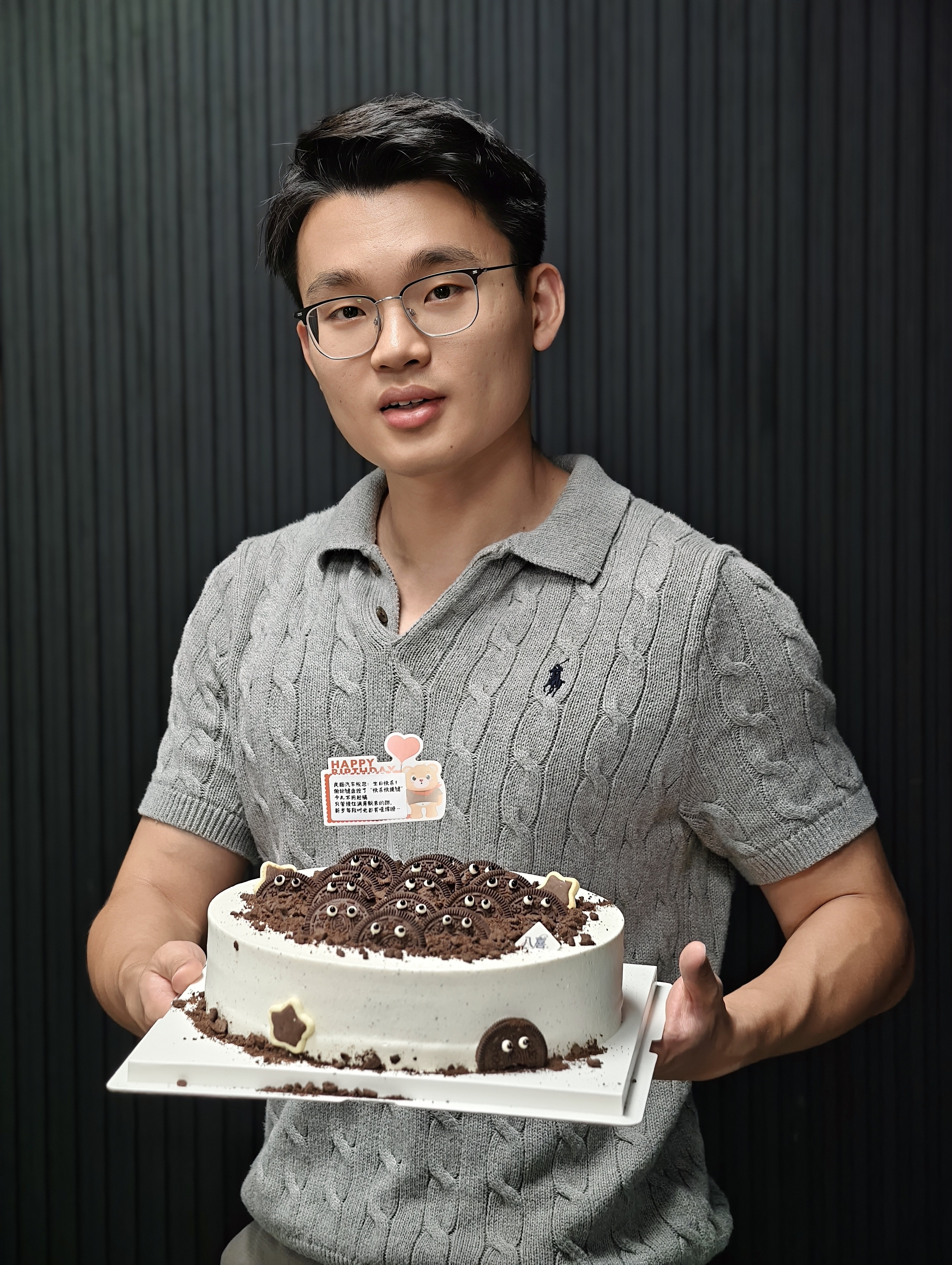 感谢岚图汽车订的生日蛋糕[心] ​​​
