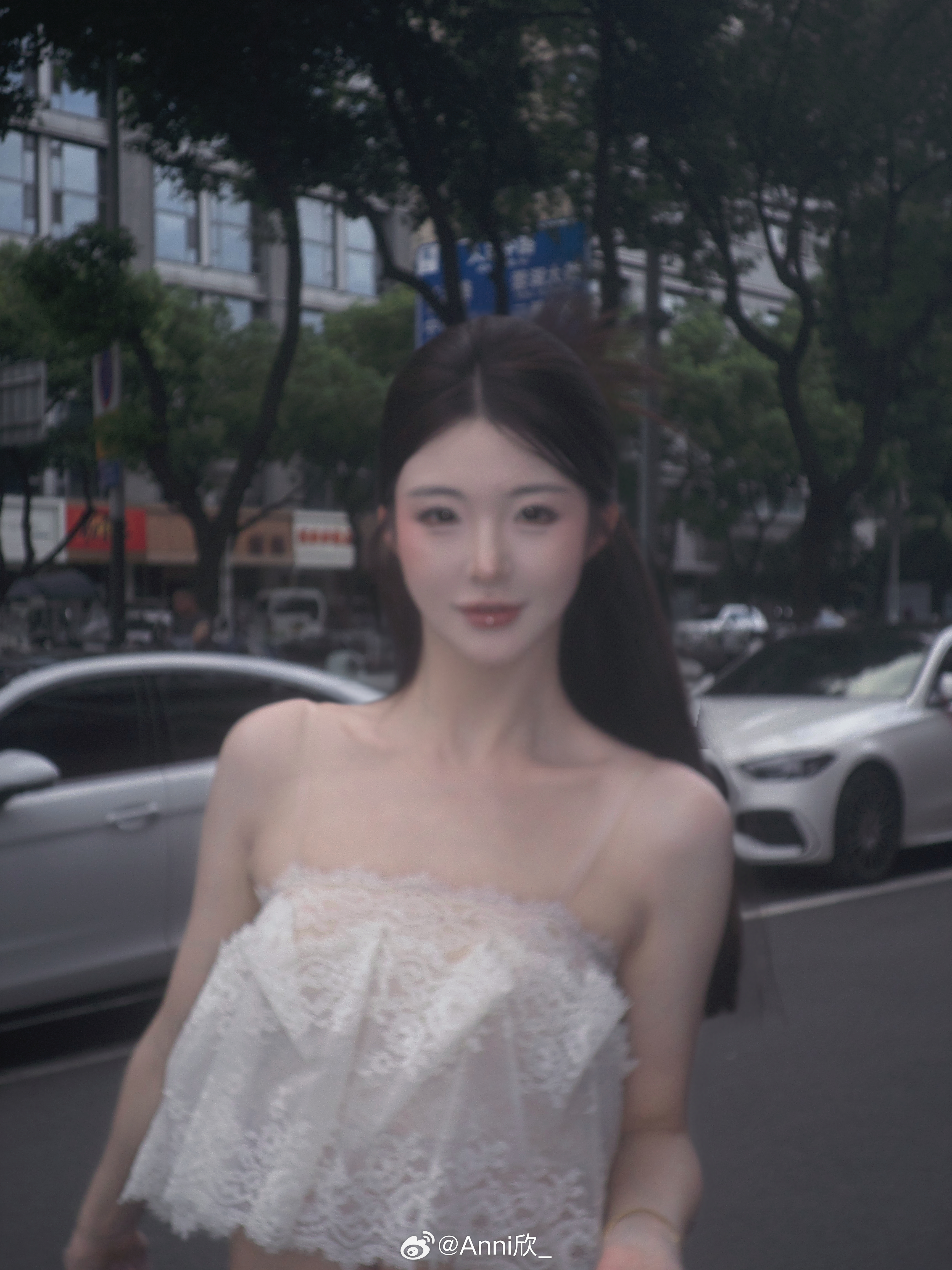 好像某个时间点，我们都在羡慕别人的人生。但这场漫长的交换告诉我，没有一种选择能同